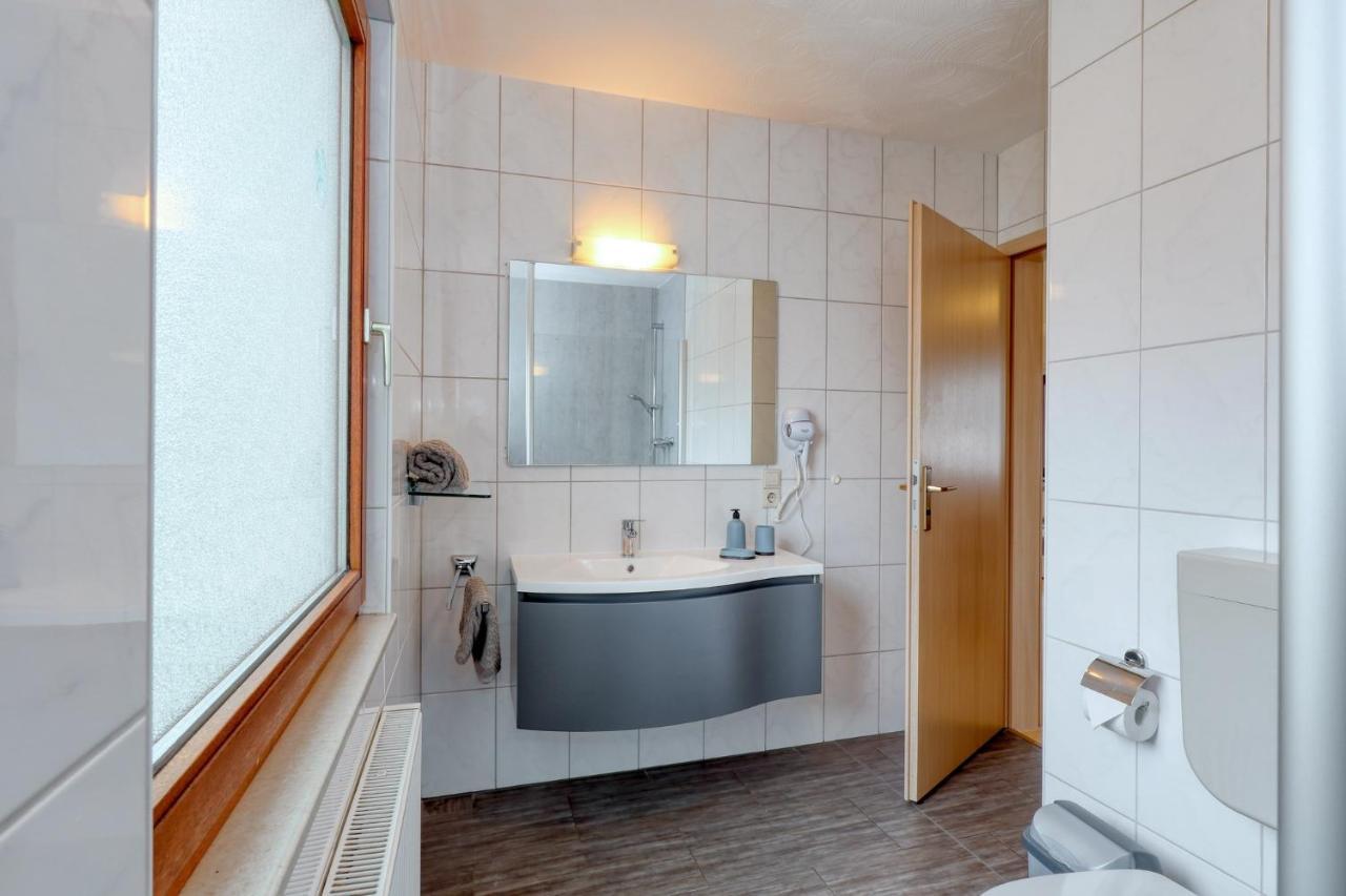 Seepark Kirchheim Ferienhaus Bei Vera Mit Sauna Zewnętrze zdjęcie